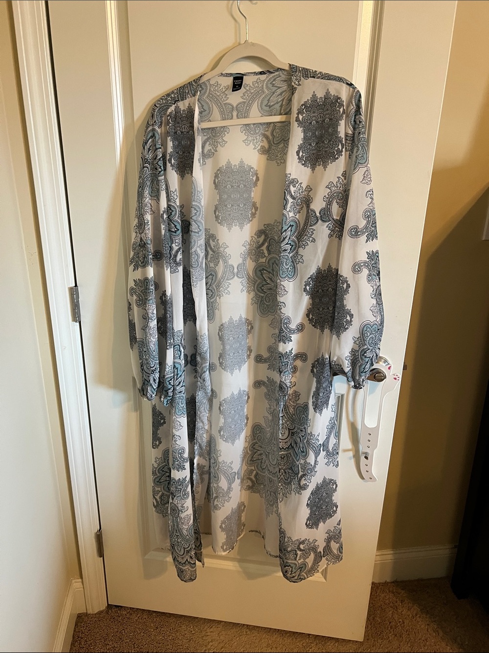 Lightweight White Blue and Gray Printed Kimono Shrug